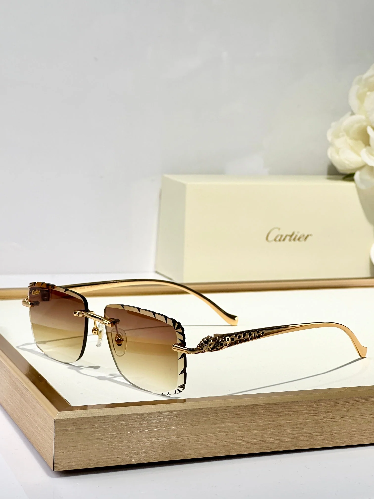 PANTHÈRE RIMLESS SQUARE FRAME SUNGLASSES 580908 IN METAL