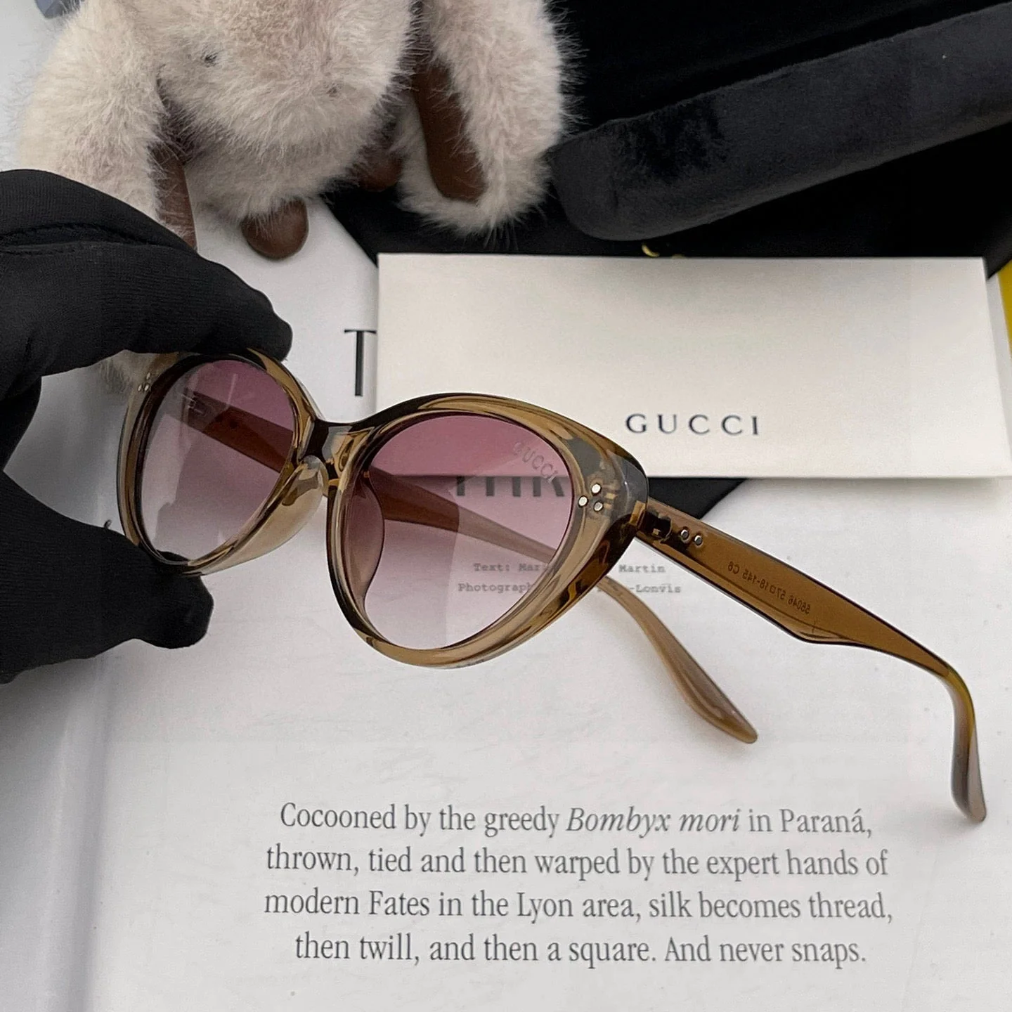 CAT-EYE FRAME SUNGLASSES G6581 IN ACETATE