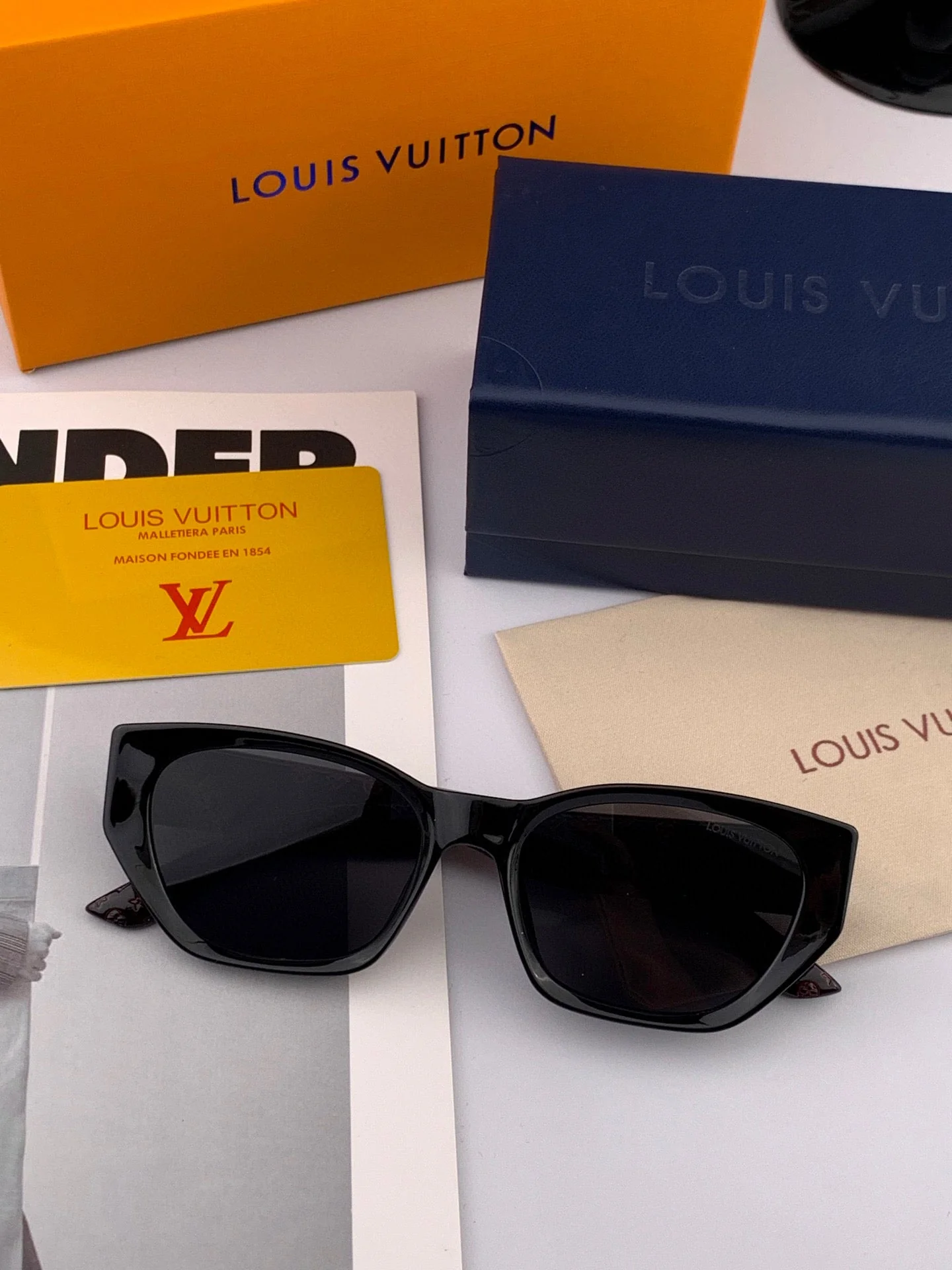 CAT EYE SUNGLASSES L9551 IN ACETATE
