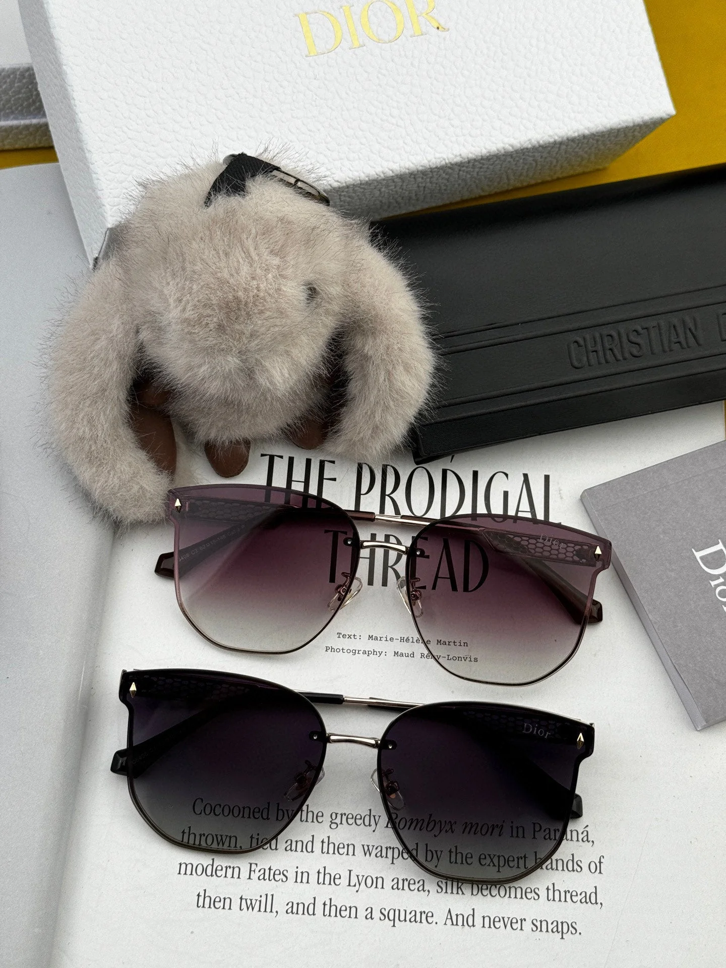 MONTAIGNE SUNGLASS CD8640 IN METAL
