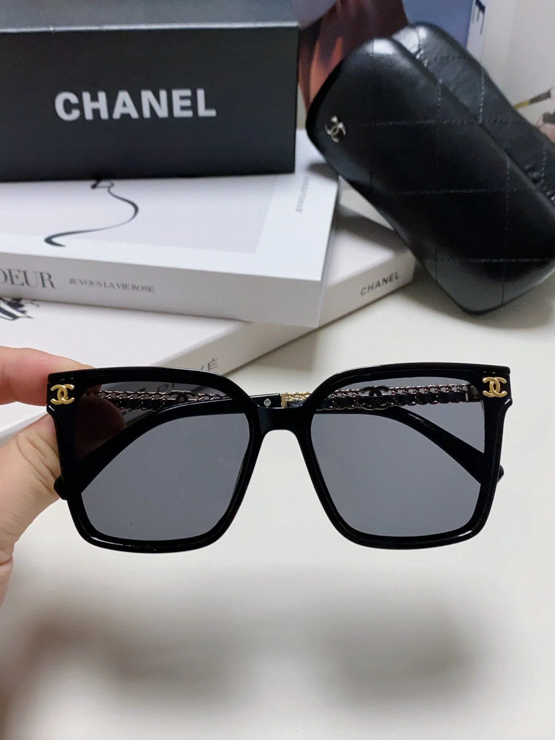 SQUARE SUNGLASSES 632886 IN BLACK ACETATE METAL FRAME EMBOSSED LOGO