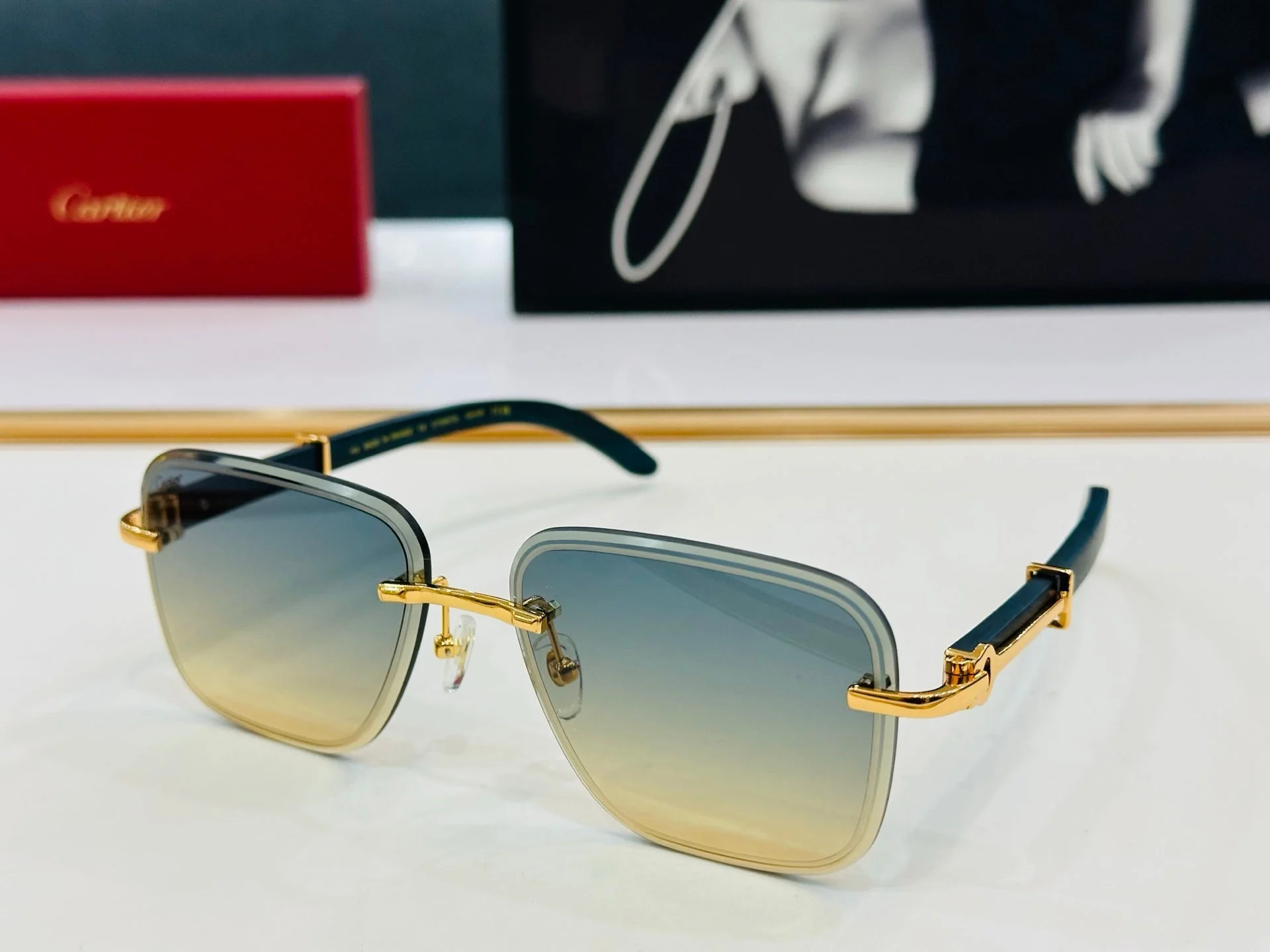 C DE RIMLESS RECTANGULAR FRAME SUNGLASSES CT0607S IN METAL AND WOODEN