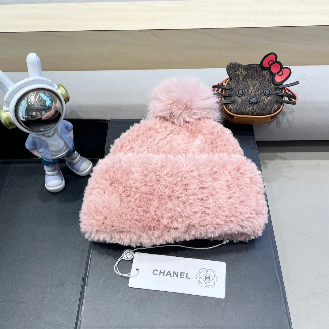 BEANIE HAT IN LIGHT PINK SOLF FLEECE 419712
