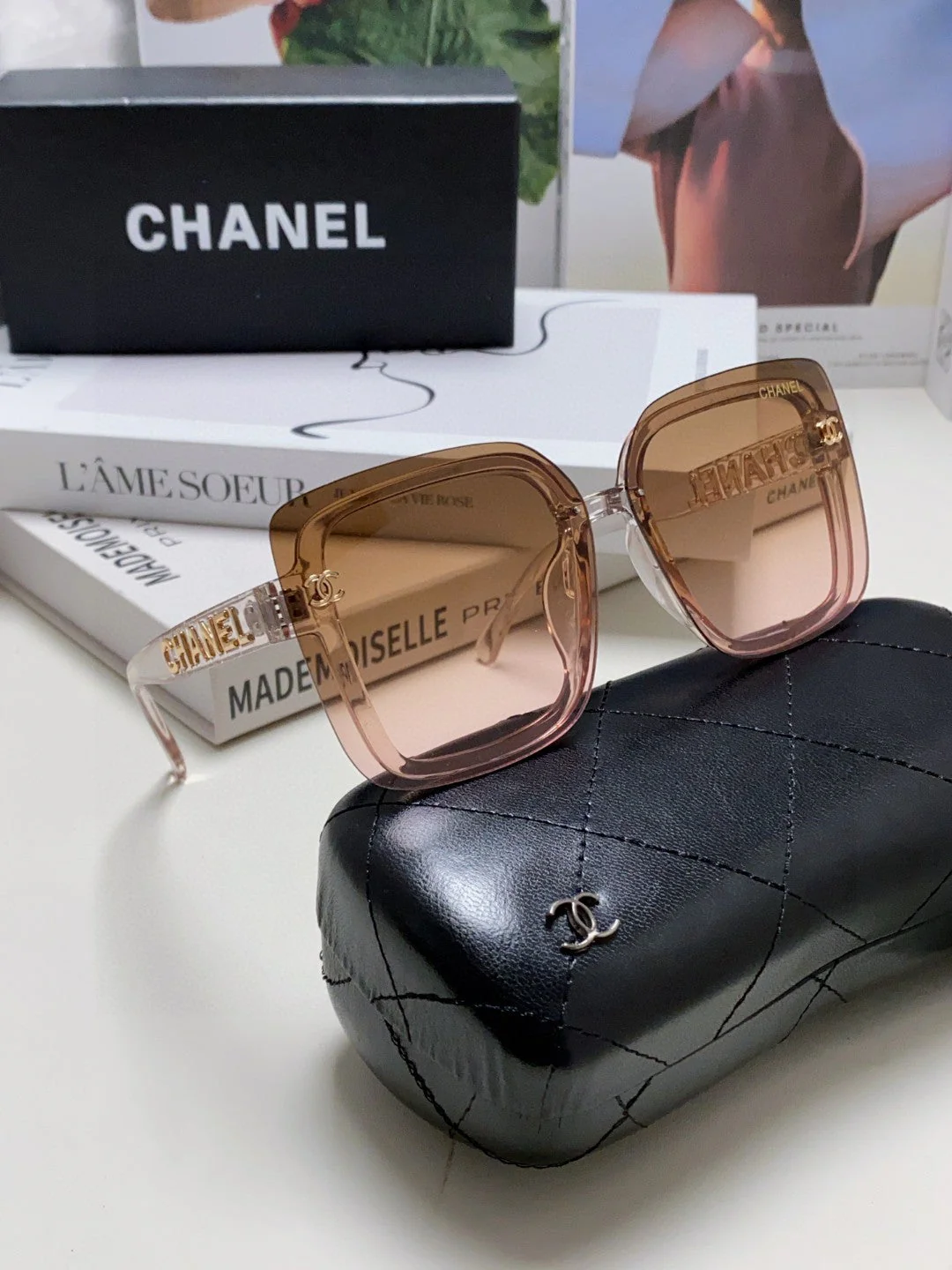 SQUARE SUNGLASSES 638796 IN ACETATE