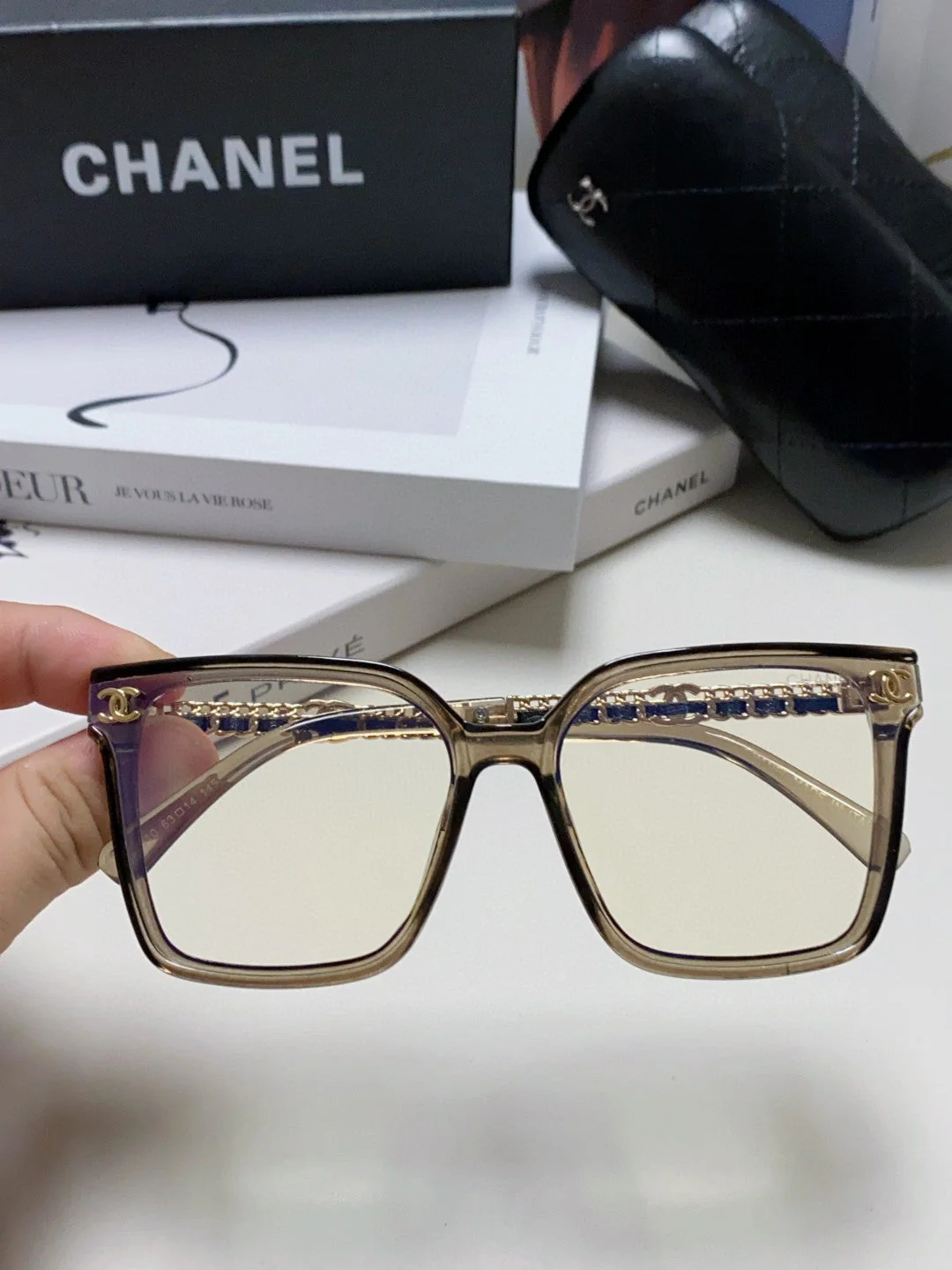 SQUARE SUNGLASSES 632881 IN GRAY CLEAR ACETATE