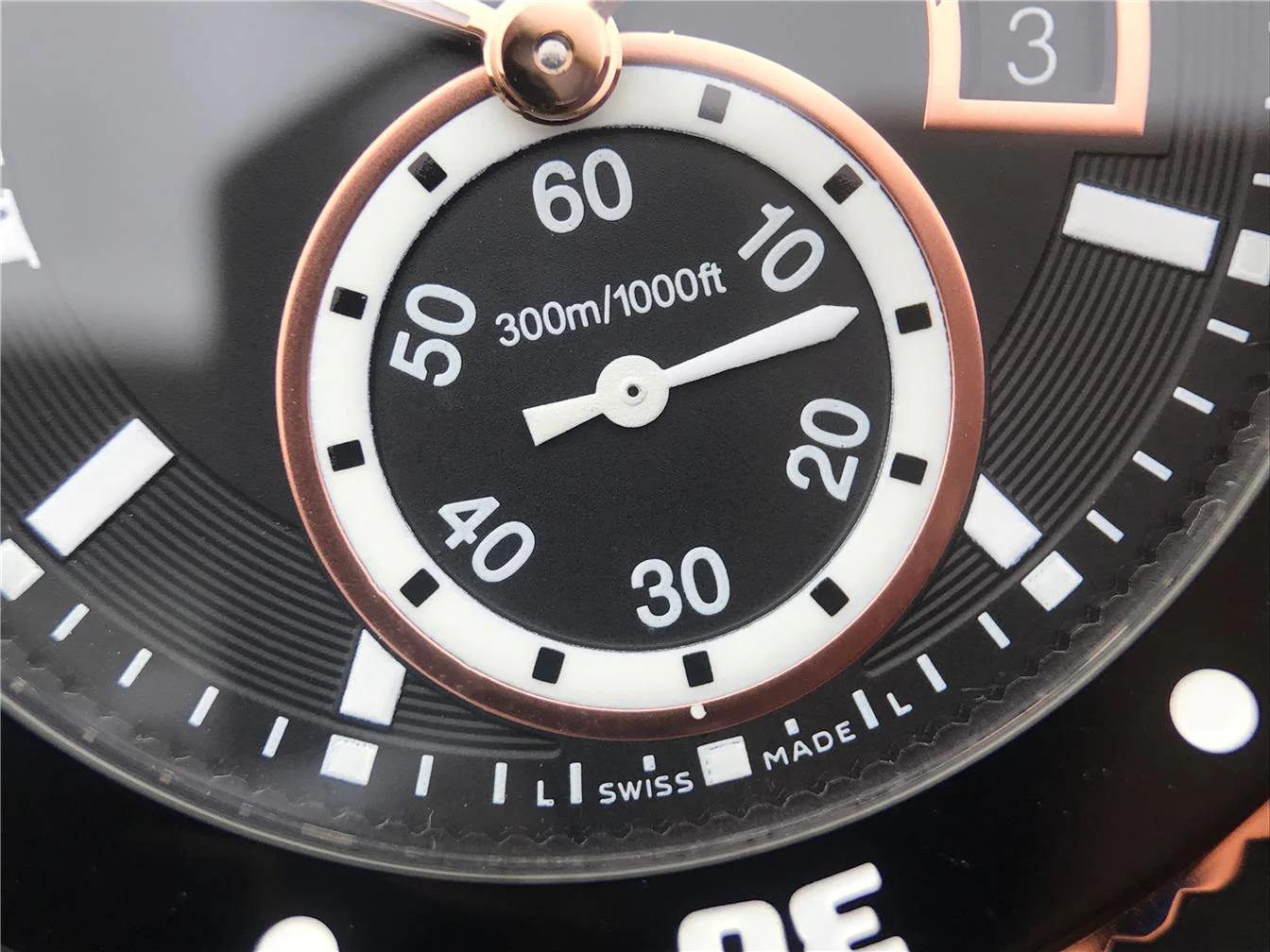 CALIBRE DIVER 42 AUTOMATIC BLACK CASE BLACK DIAL