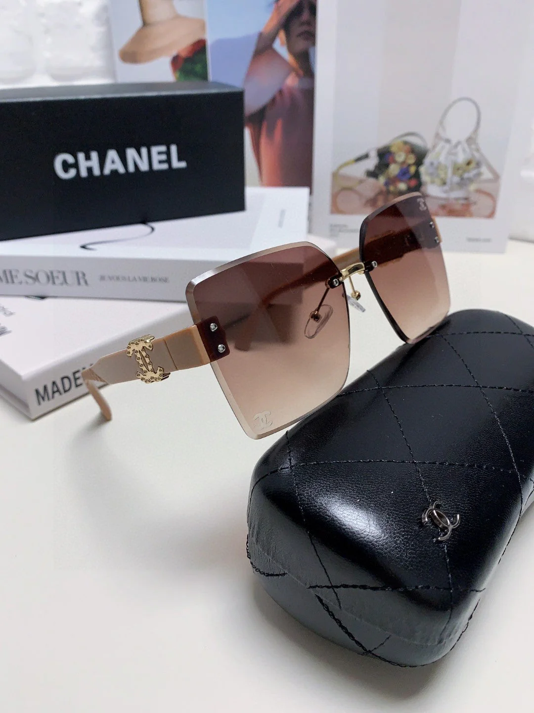 SQUARE SUNGLASSES 632892 IN BEIGE ACETATE BROWN SMOKE LENSES