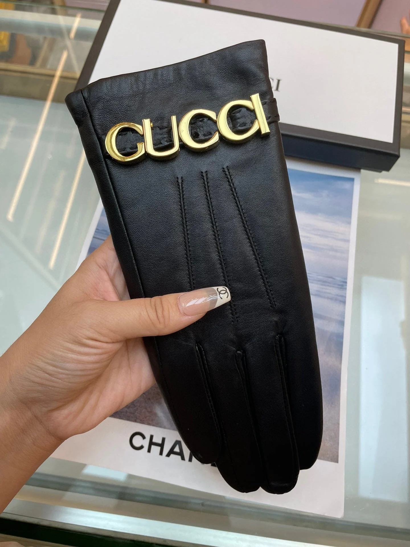 EUROPEAN GLOVES IN BLACK LAMBSKIN WITH CASHMERE LINING 376727