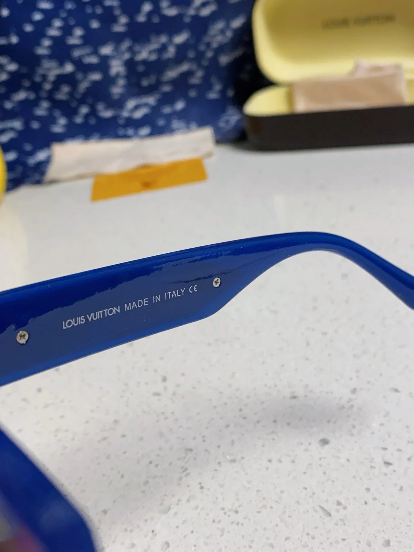 CAT EYE SUNGLASSES 576883 IN BLUE AND GOLD ACETATE