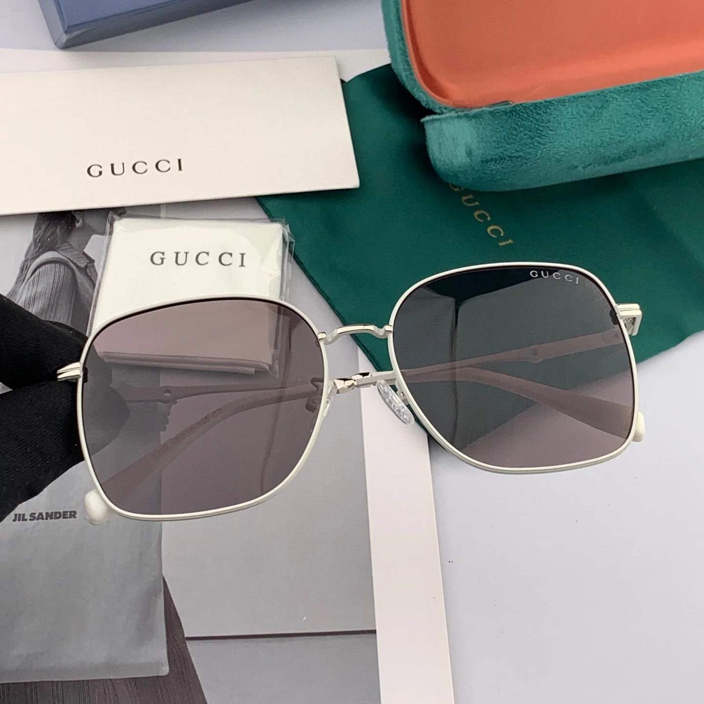 SQUARE FRAME SUNGLASSES G2322 IN METAL