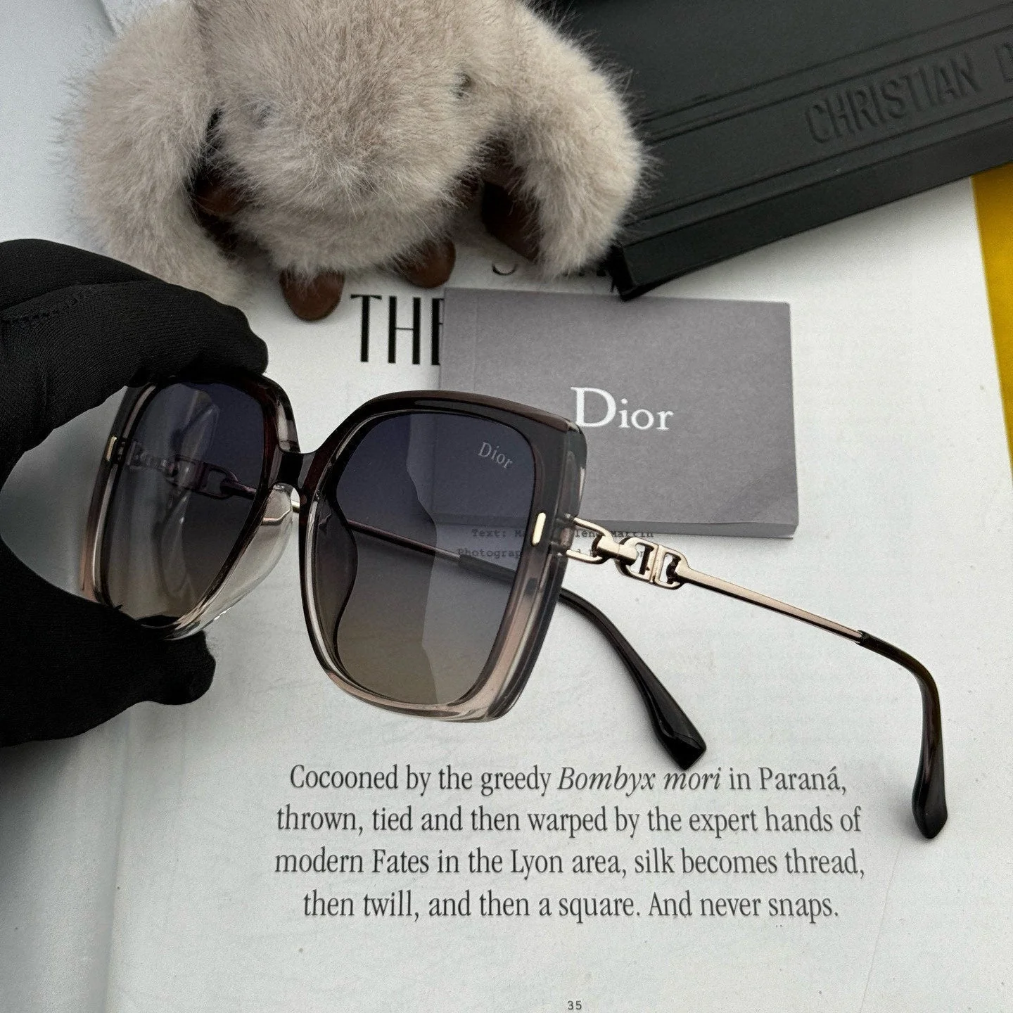 MONTAIGNE SUNGLASS CD9750 IN ACETATE