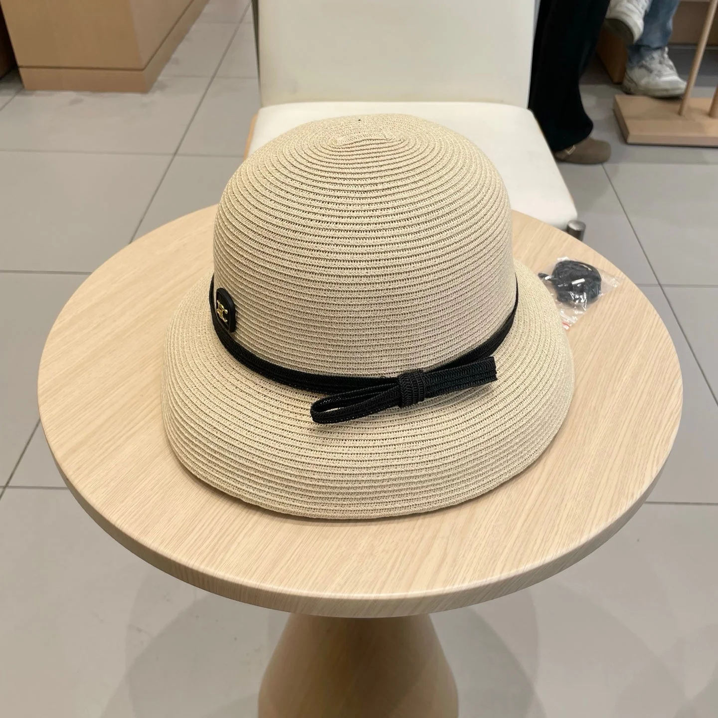 BUKET HAT MODEL 650560 IN BEIGE SPRAY FABRIC