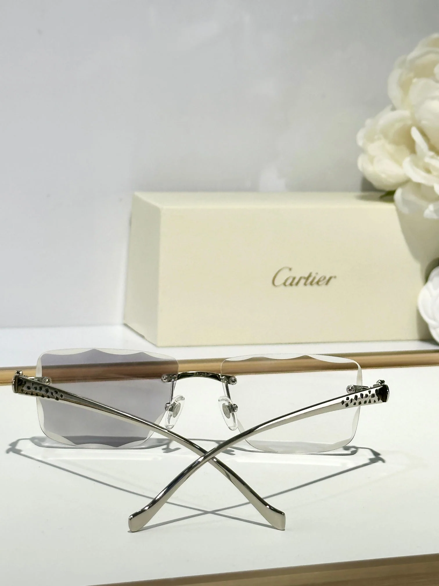 PANTHÈRE PHOTOCHROMIC LENSES RIMLESS SQUARE FRAME SUNGLASSES 580911 IN METAL