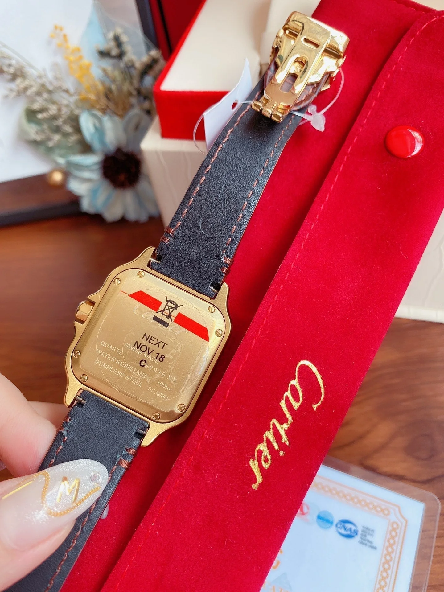 SANTOS LADY 35MM QUARTZ 35MM GOLD CASE DIAMOND BEZEL LEATHER