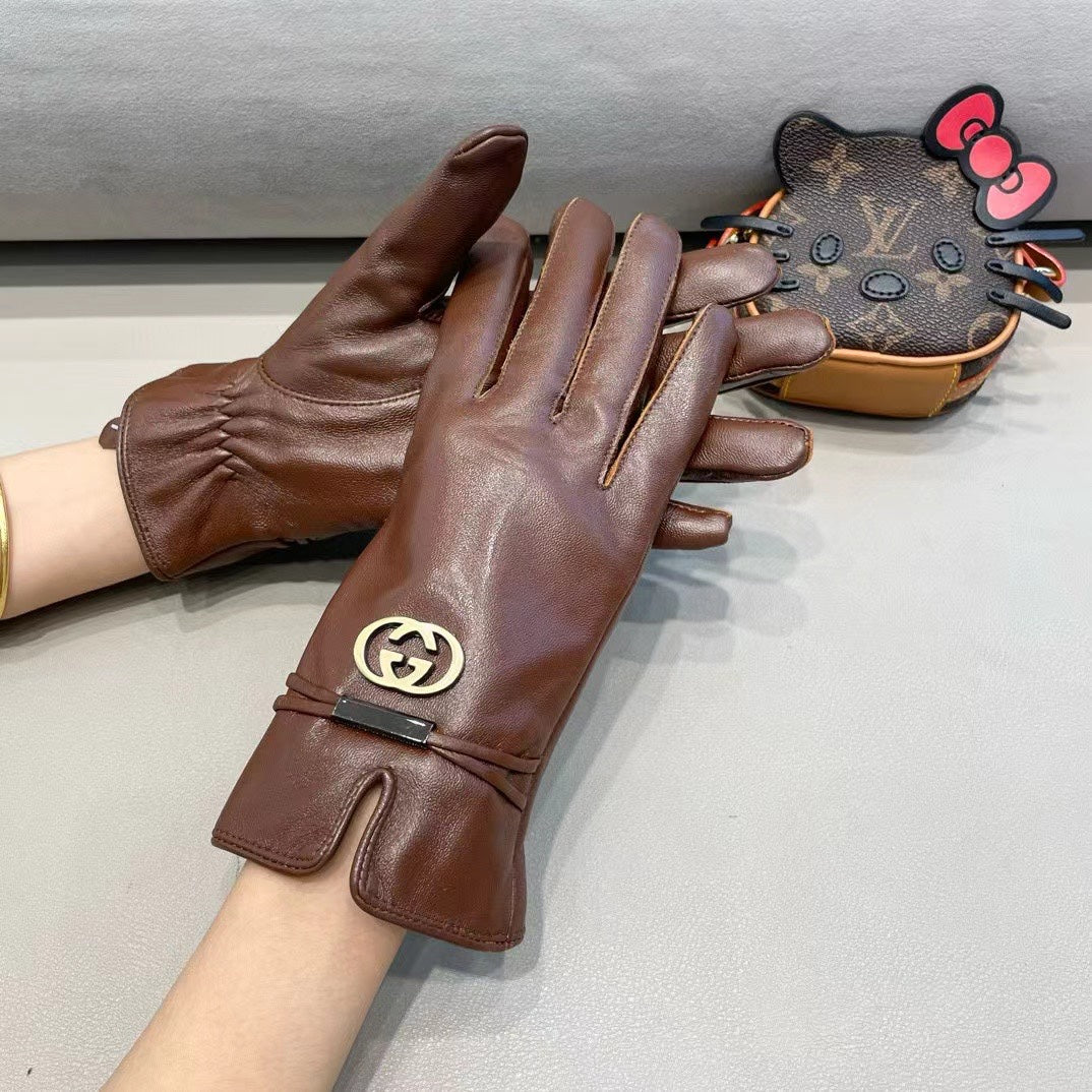 TOUCHSCREEN GLOVES IN PENNY BROWN SHEEPSKIN 391499