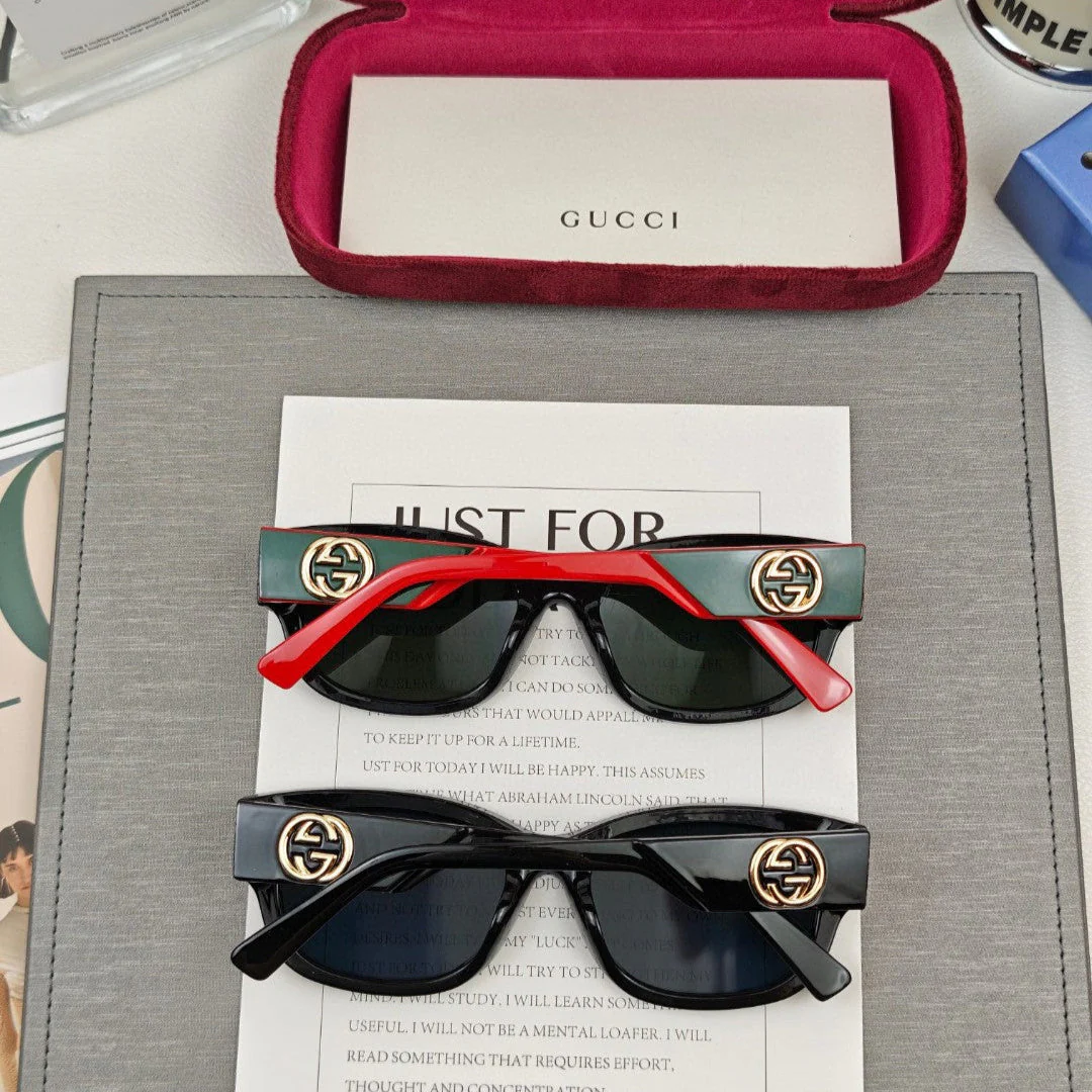 EMBOSSED LOGO OVAL FRAME SUNGLASSES 69100 IN ACETATE