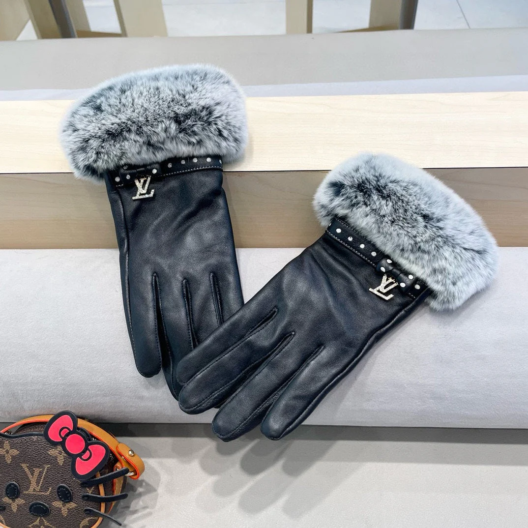 LV GLOVES IN BLACK LAMBSKIN WITH RABBIT FUR 462407
