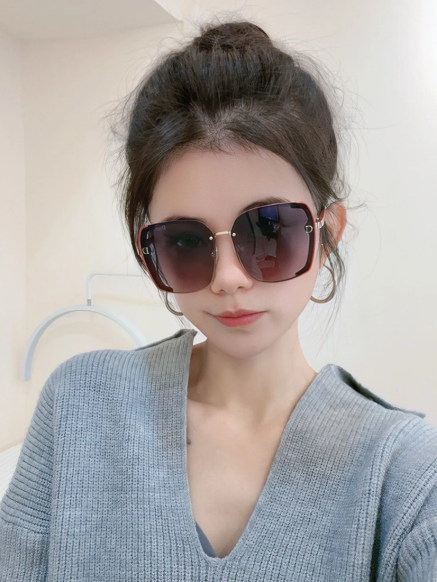 MONTAIGNE SUNGLASS CD9357 IN ACETATE