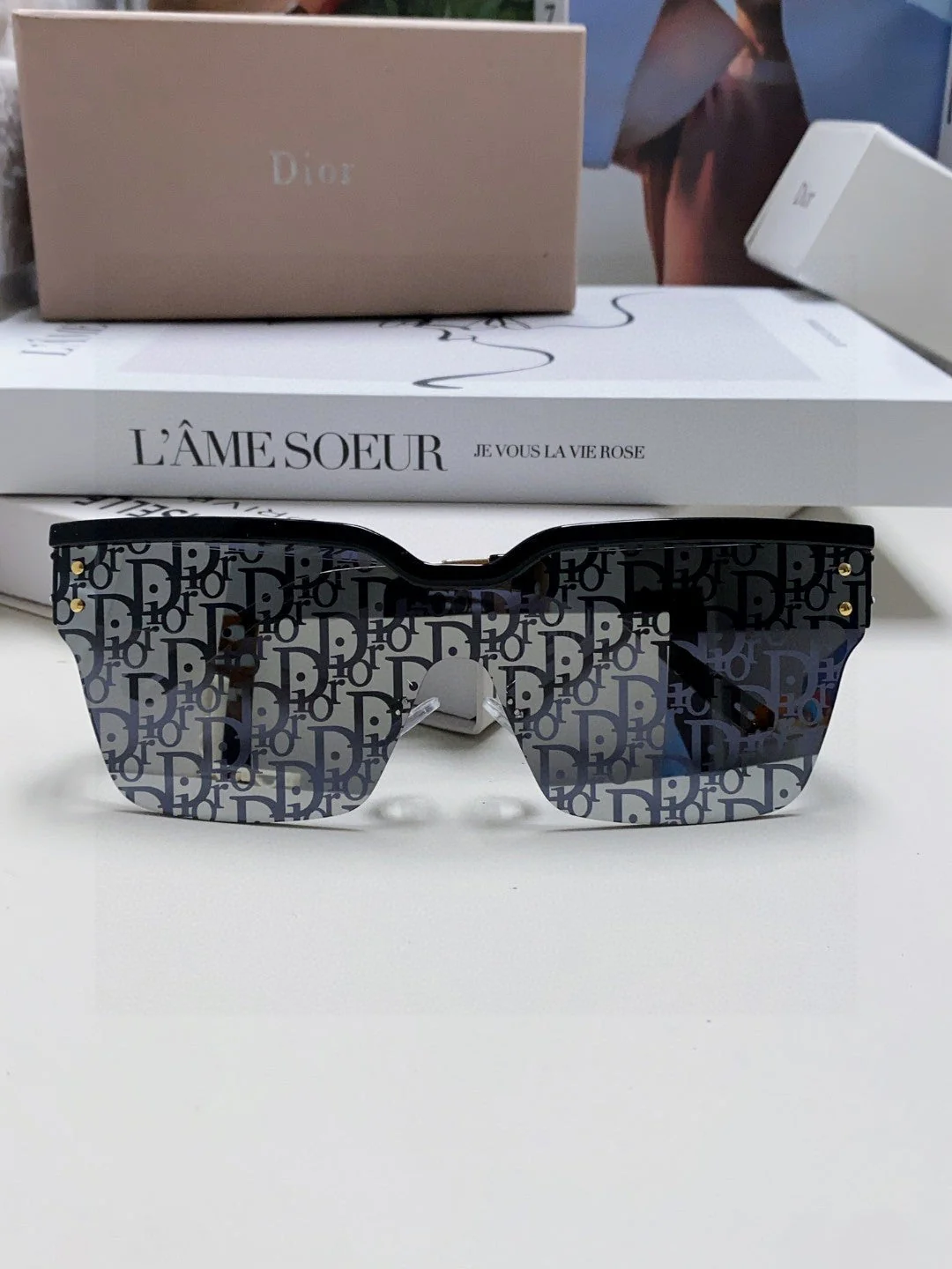 OBLIQUE SUNGLASS 571598 IN BLACK ACETATE