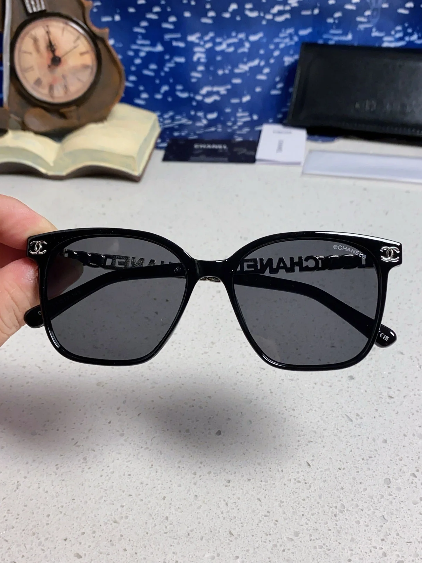 SQUARE SUNGLASSES 632032 IN BLACK ACETATE SILVER METAL