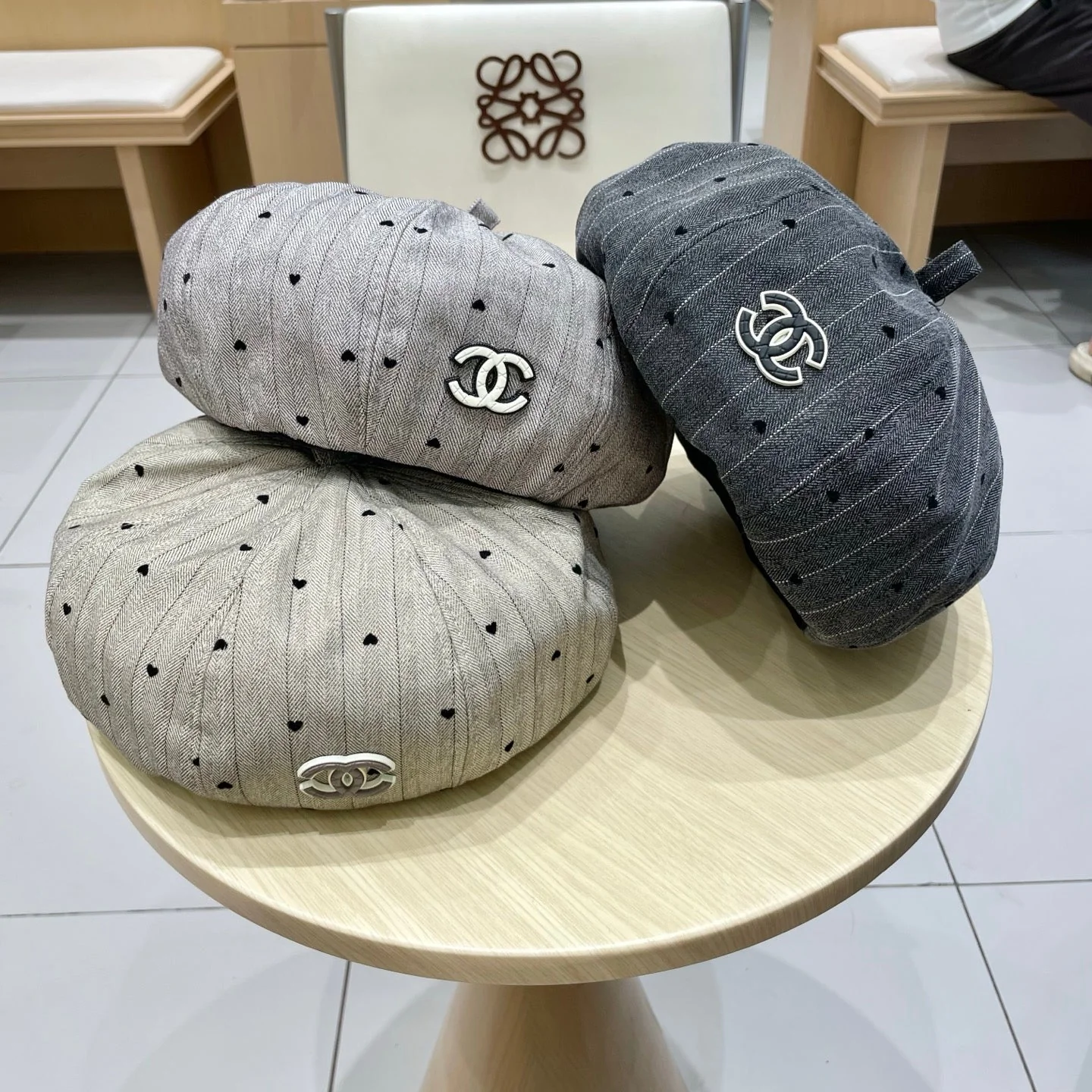 BERET HAT POLKA DOT GREIGE 672670