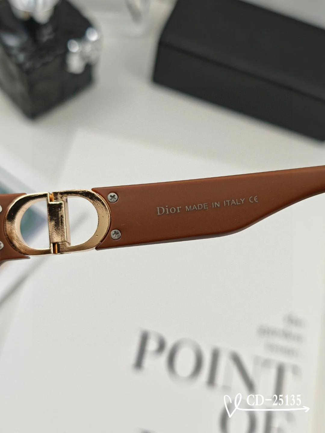 MONTAIGNE SUNGLASS 25135 IN ACETATE