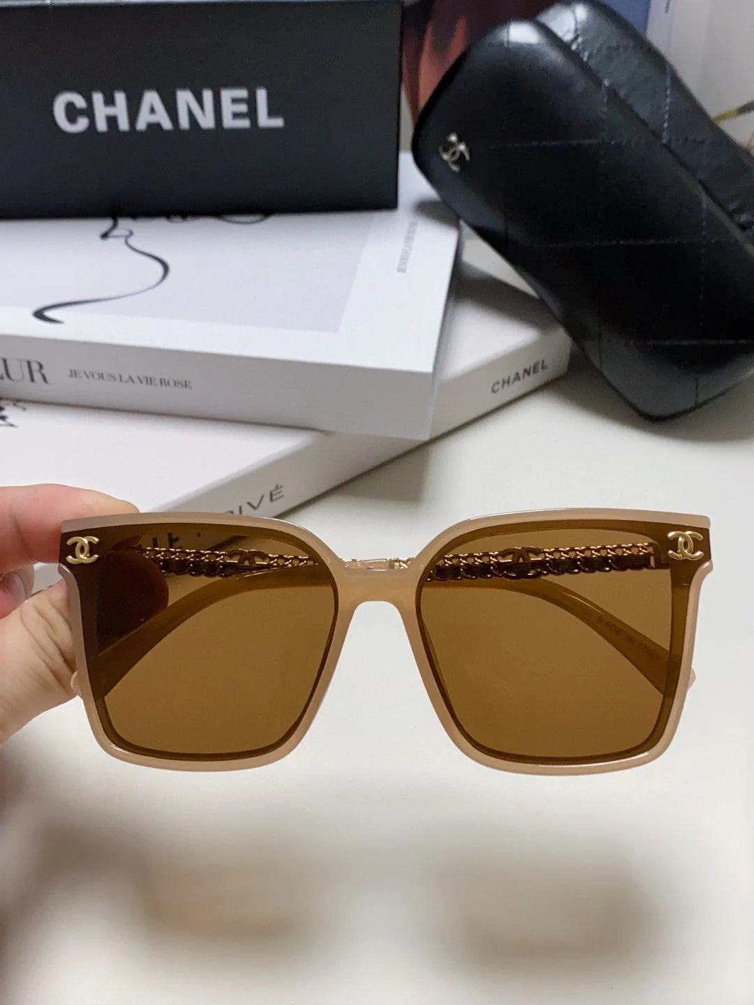 SQUARE SUNGLASSES 632884 IN BEIGE CLEAR ACETATE