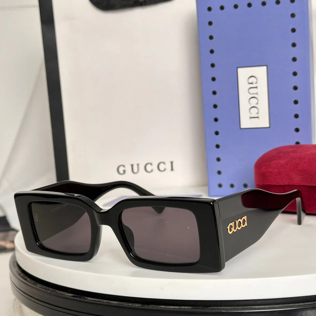 CHUNKY GEOMETRIC FRAME SUNGLASSES GG1860S IN ACETATE