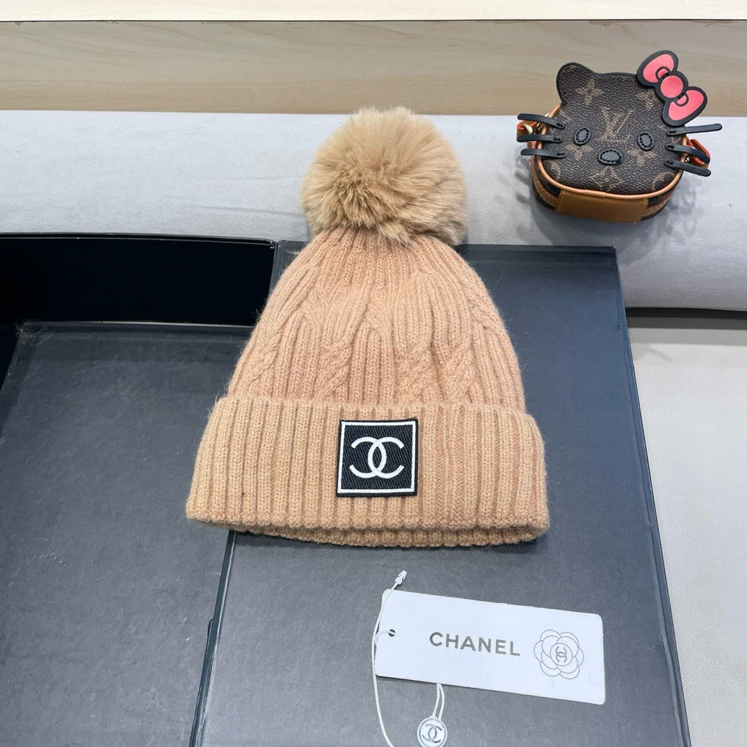 BEANIE HAT IN SEPIA TAN WOOL 422177