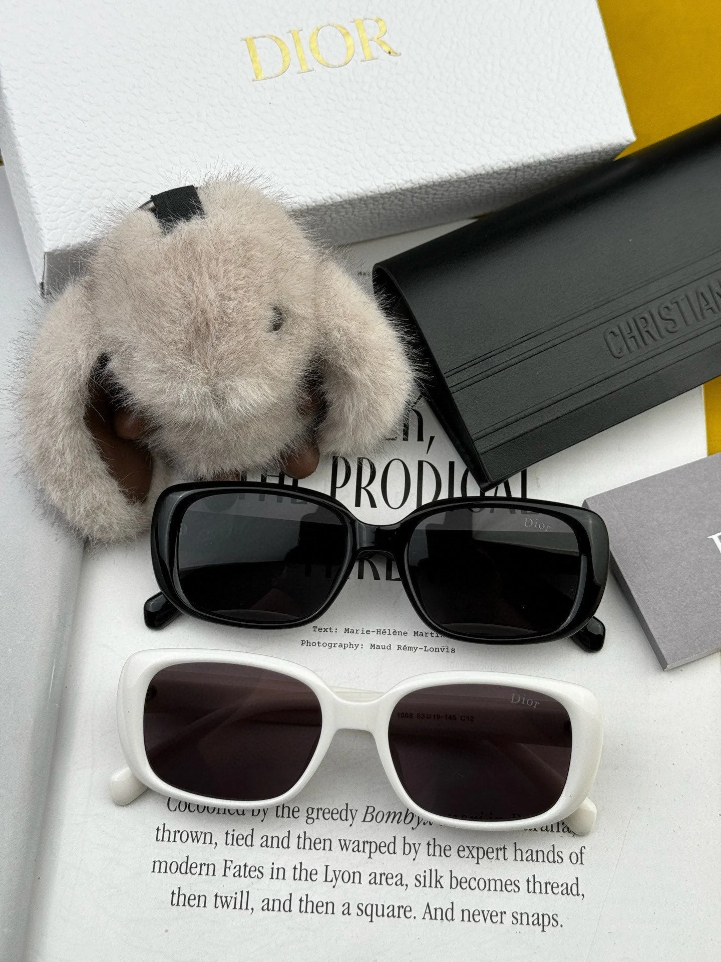 MONTAIGNE SUNGLASS D8106 IN ACETATE
