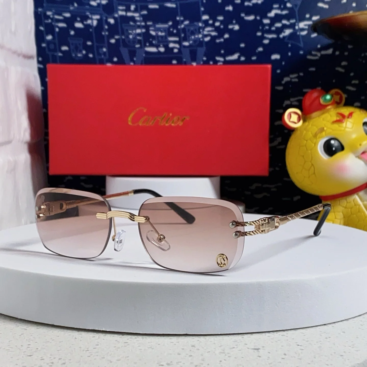 SIGNATURE C DE RECTANGULAR FRAME SUNGLASSES 533233 IN METAL