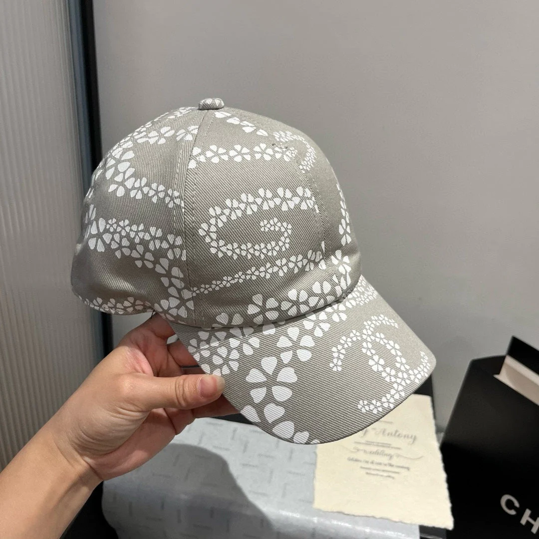 BASEBALL HAT LIGHT TAUPE WHITE PATTERN 674030