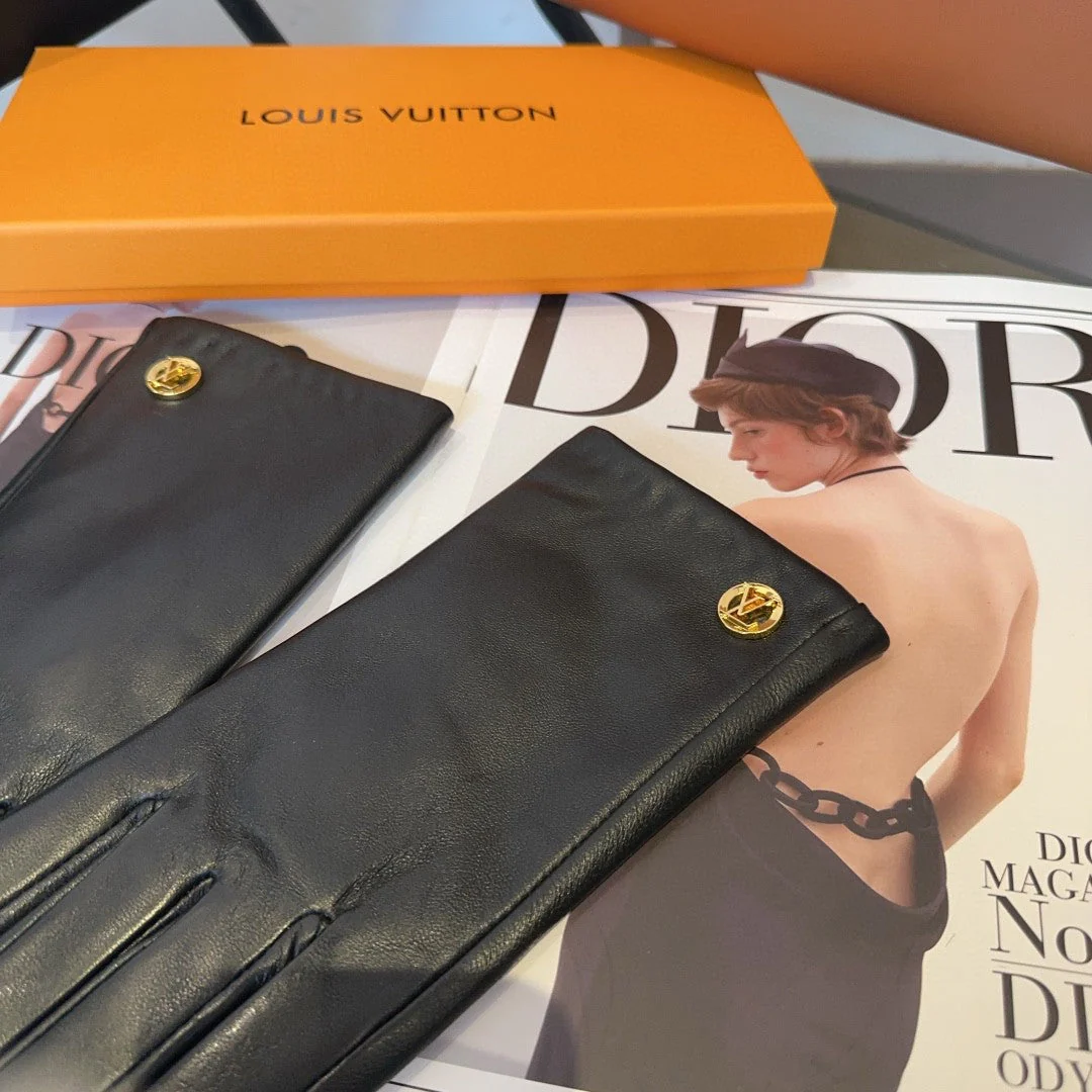 LV GLOVES IN BLACK LAMBSKIN 463910