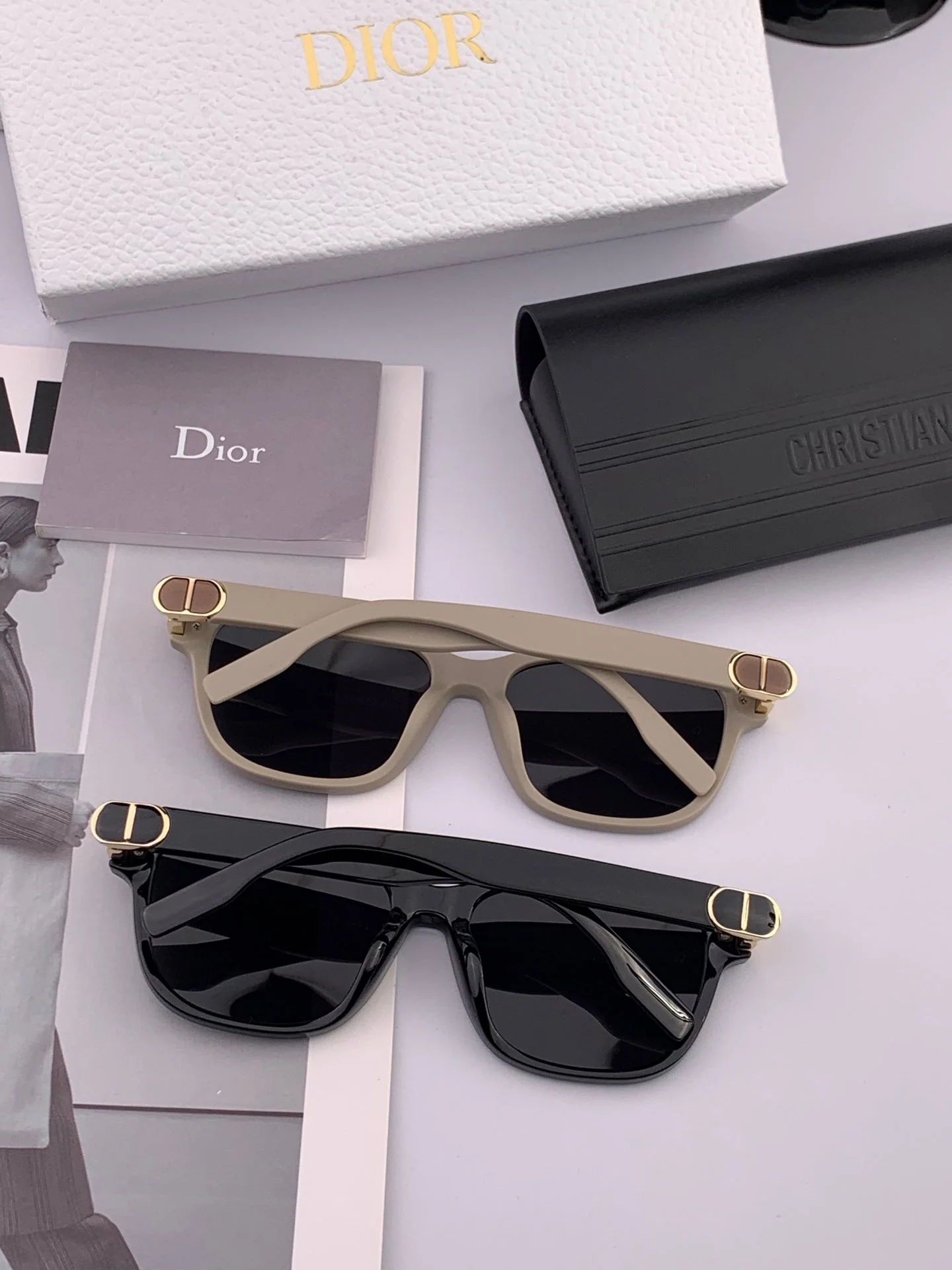 MONTAIGNE SUNGLASS CD6113 IN ACETATE