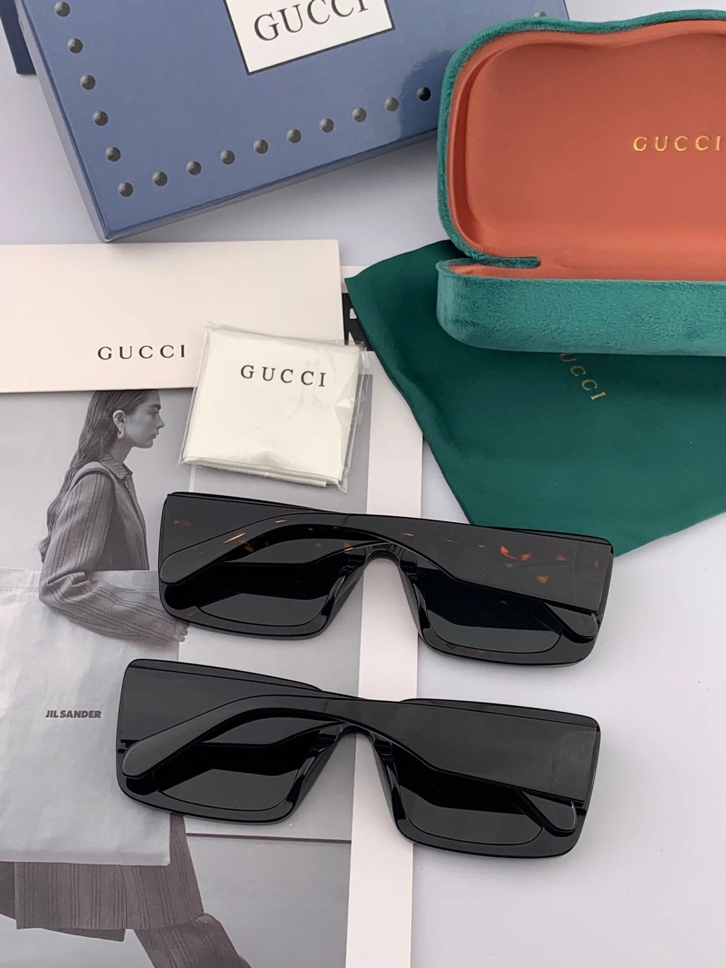 CHUNKY RECTANGULAR FRAME SUNGLASSES G204 IN ACETATE
