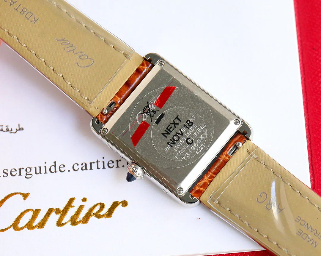 TANK MUST SMALL STEEL DIAMOND BEZEL LEATHER STRAP EWHITE DIAL