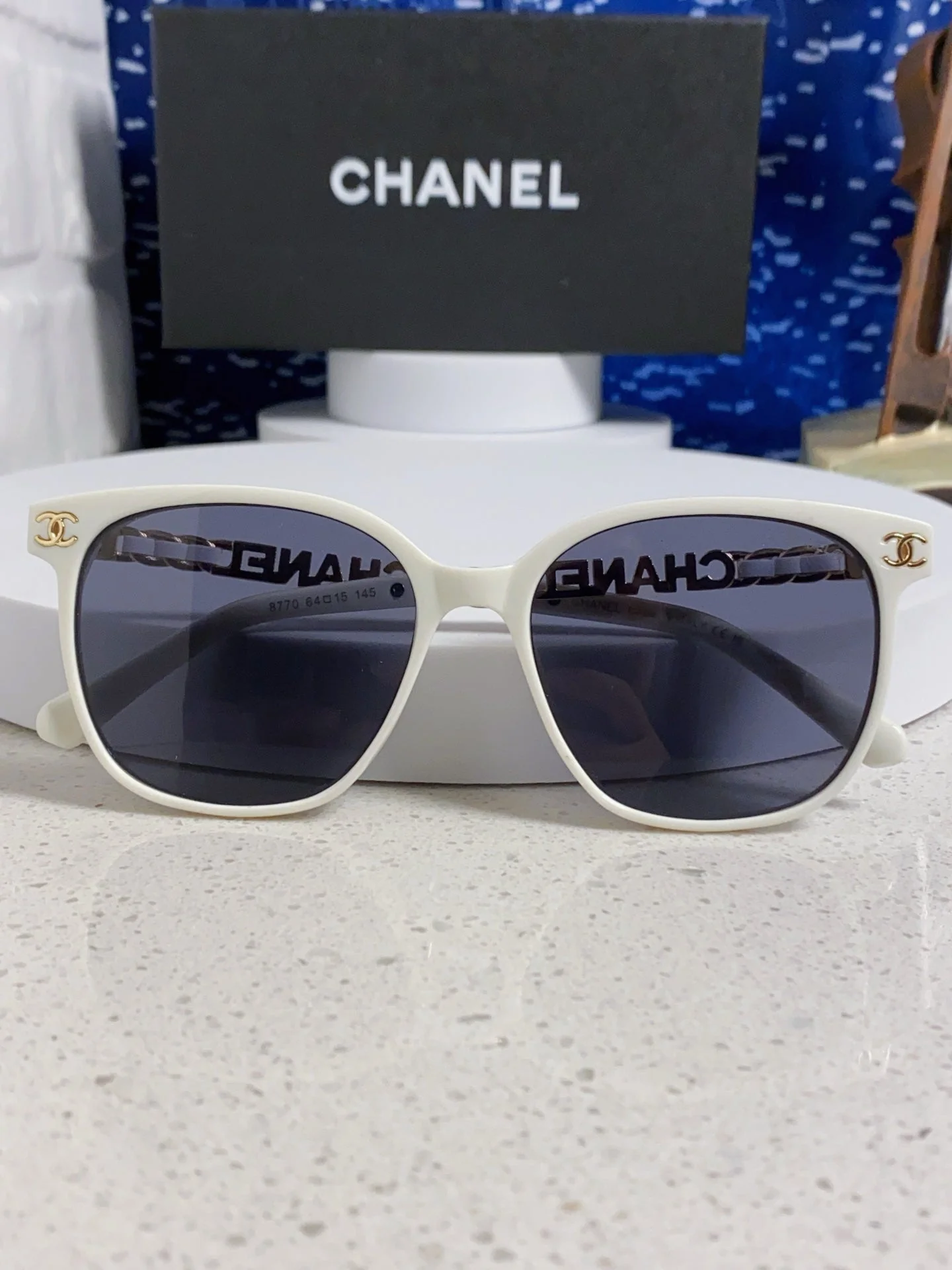 SQUARE SUNGLASSES 632031 IN WHITE ACETATE GOLD METAL