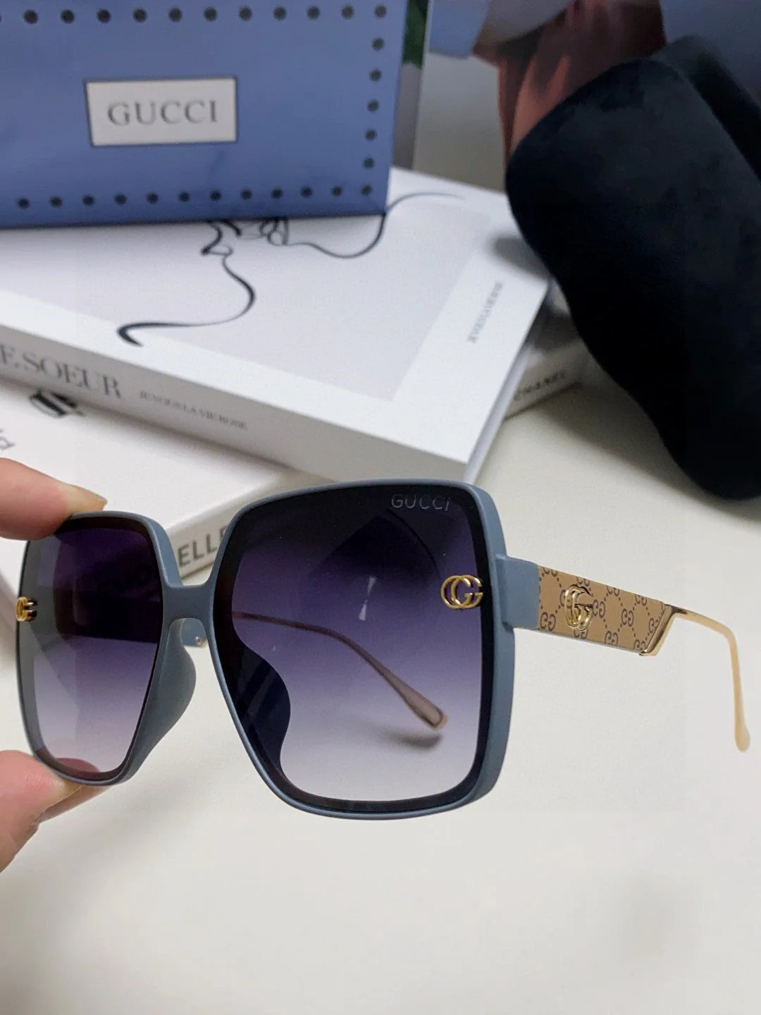 SQUARE FRAME SUNGLASSES  567447 IN ACETATE