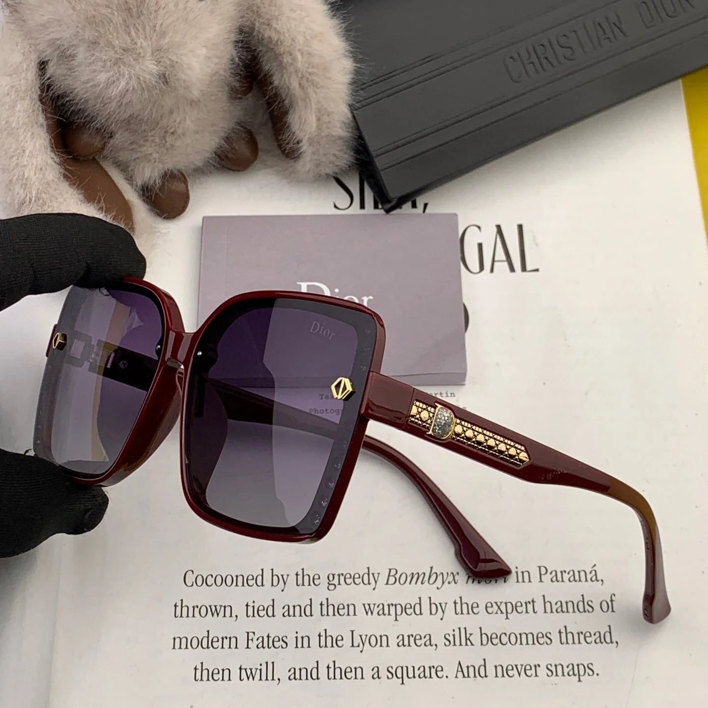MONTAIGNE SUNGLASS D0991 IN ACETATE