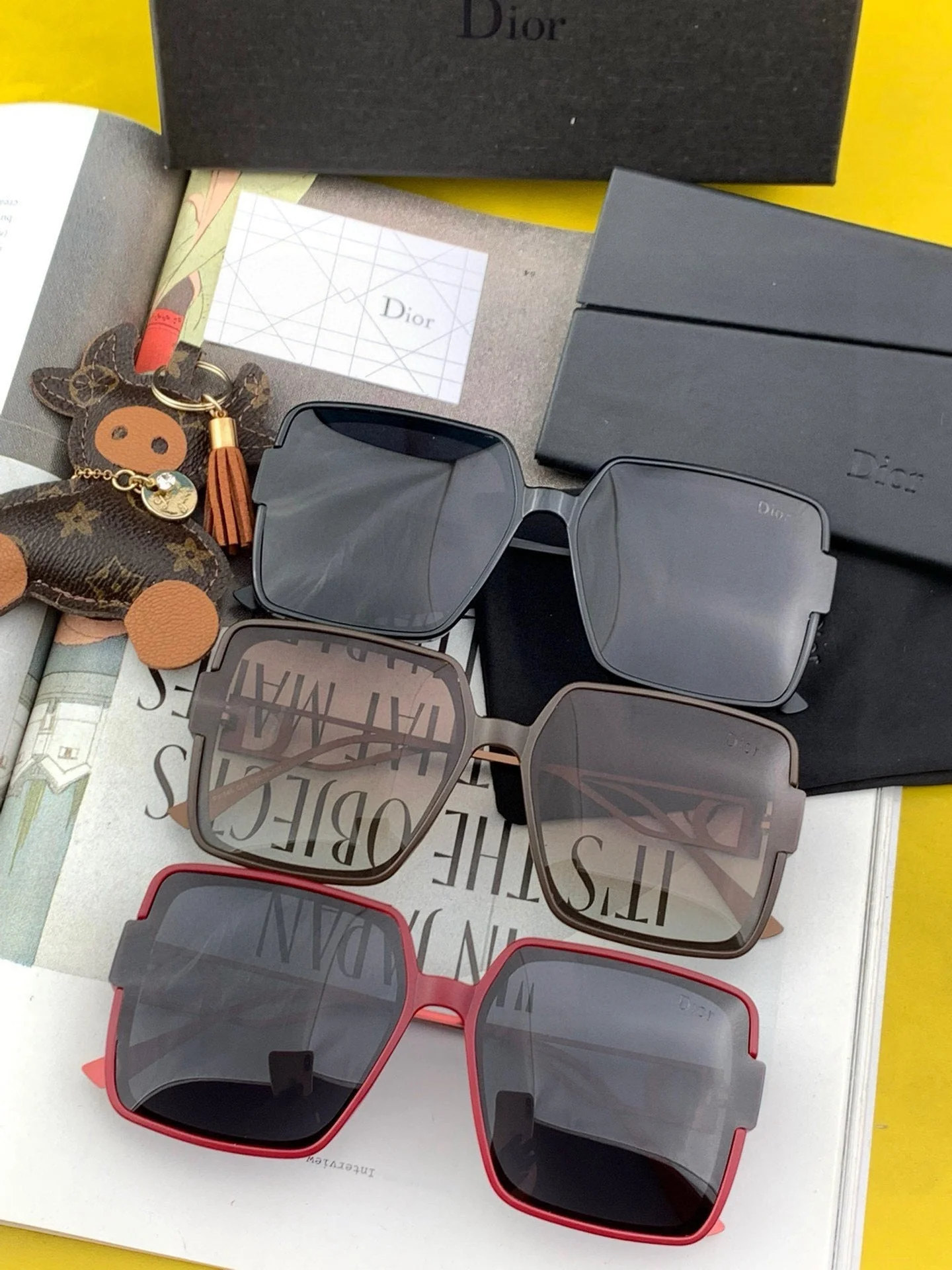 MONTAIGNE SUNGLASS D5541 IN METAL