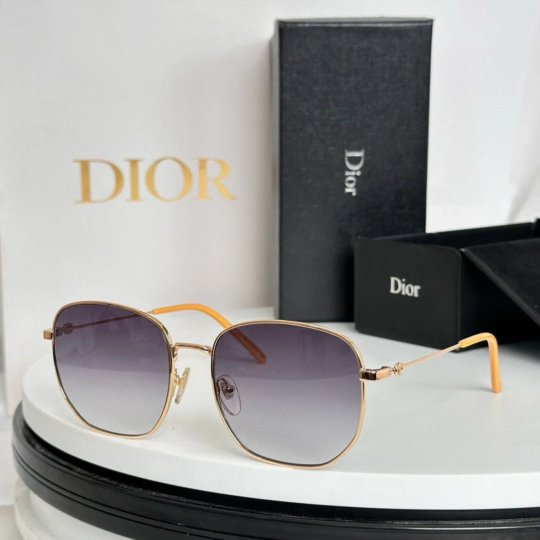 SQUARE FRAME SUNGLASSES GG0396O IN METAL