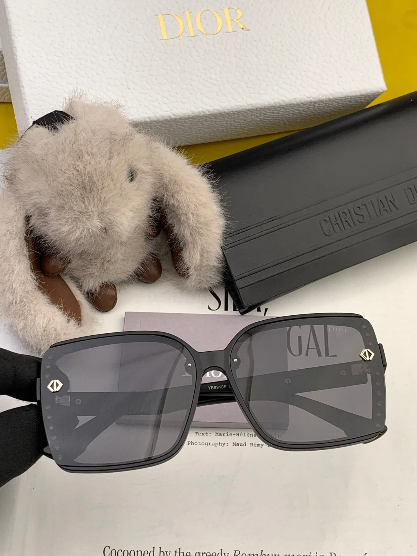 MONTAIGNE SUNGLASS D0991 IN ACETATE