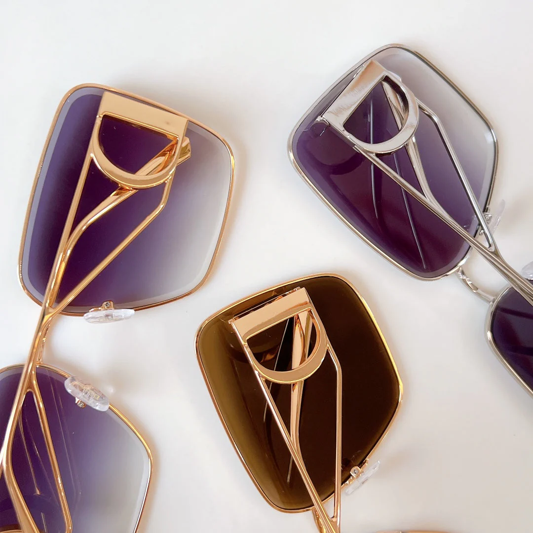 MONTAIGNE SQUARE SUNGLASS DSGTA42UCR IN METAL