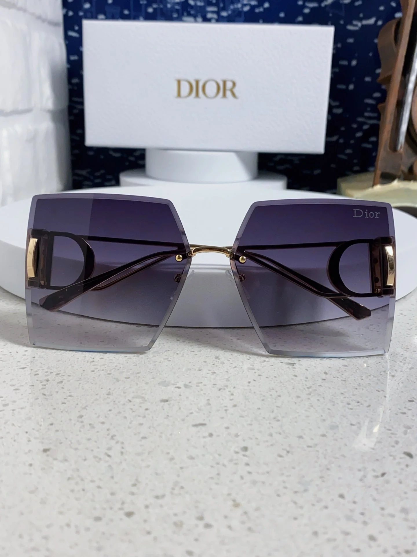 30MONTAIGNE S7U SUNGLASS 578109 IN GOLD METAL GREY SMOKE LENSES