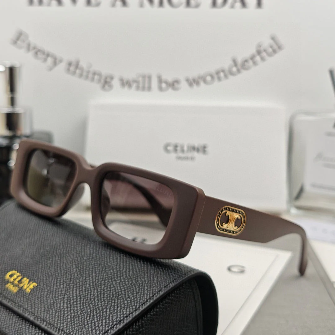 TRIOMPHE SKATE SUNGLASS 566599 IN ACETATE