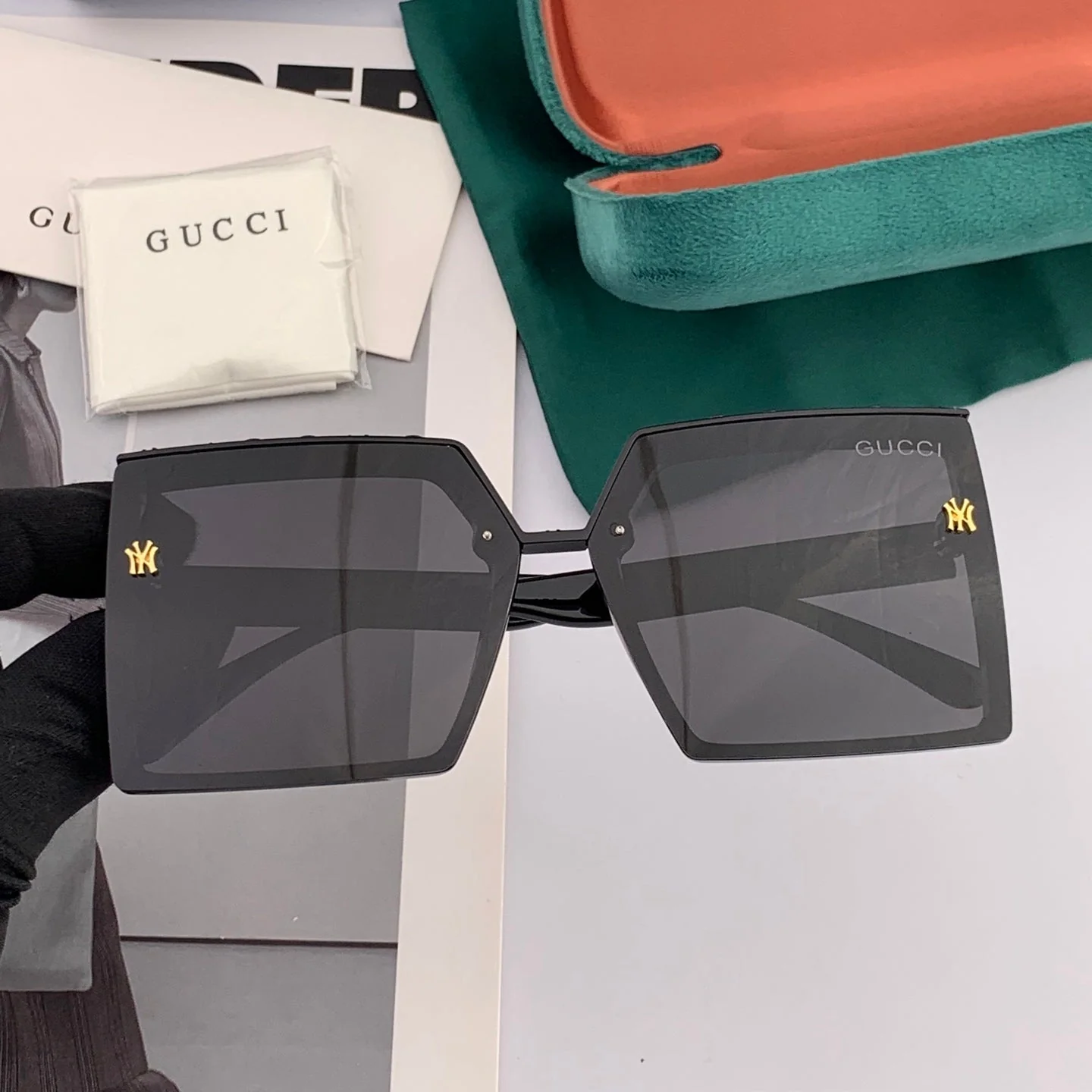 GEOMETRIC FRAME SUNGLASSES G50195 IN ACETATE