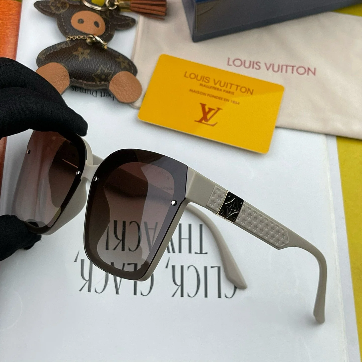 SQUARE SUNGLASSES L1765 IN ACETATE