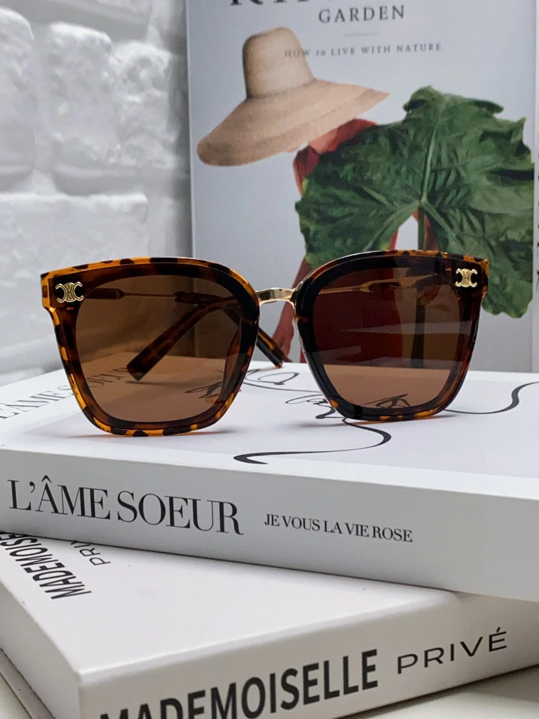 TRIOMPHE SUNGLASSES 548590 IN HAVANA ACETATE