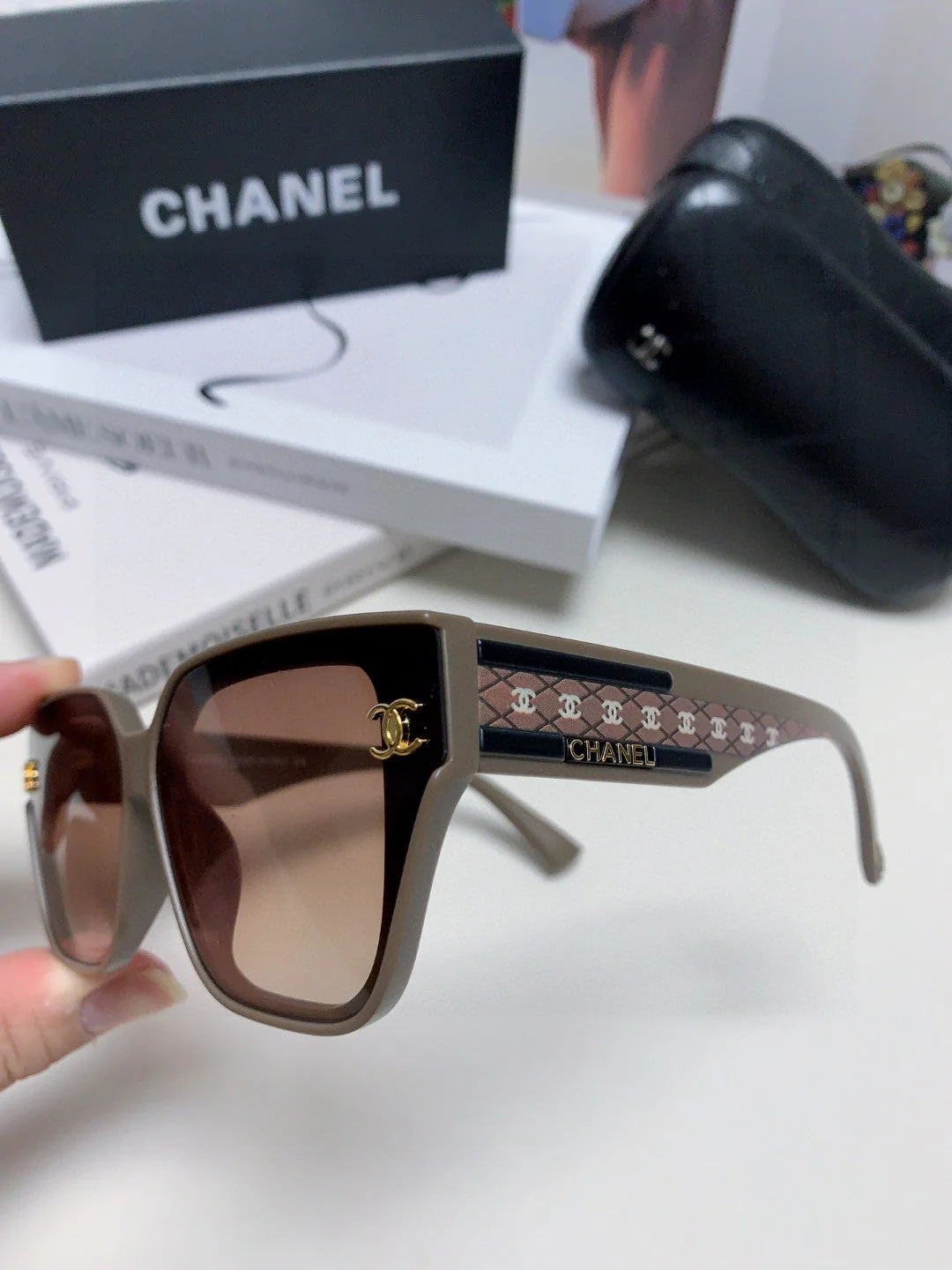 SQUARE SUNGLASSES 632896 IN BROWN ACETATE