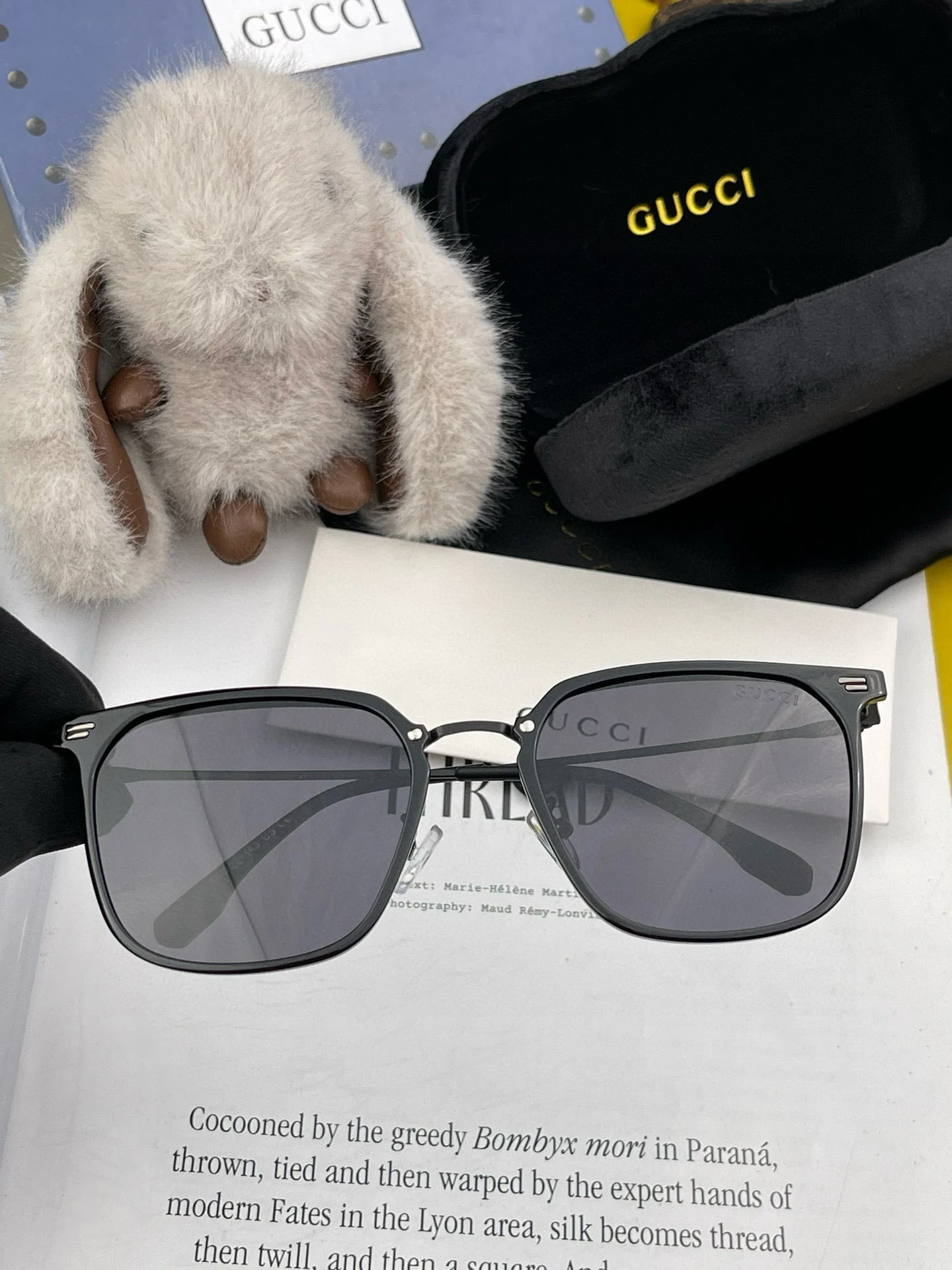 SQUARE FRAME SUNGLASSES G81937 IN ACETATE AND METAL